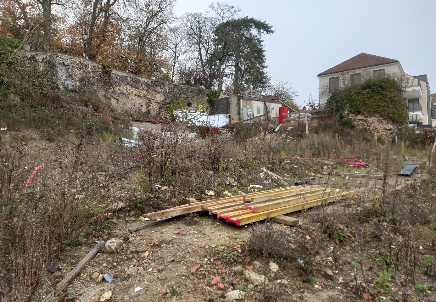 Entreprise familiale de Travaux public, voiries, réseaux divers & maçonnerie en Ile-de-France | S3R dans les Yvelines 78 Travaux de VRD et d’aménagement extérieurs à Monfort L’Amaury