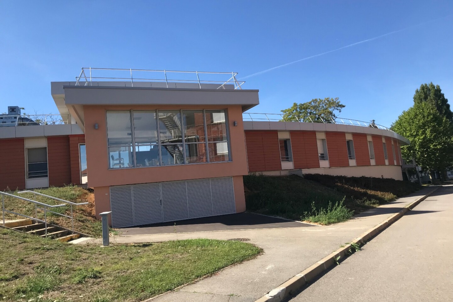 Entreprise familiale de Travaux public, voiries, réseaux divers & maçonnerie en Ile-de-France | S3R dans les Yvelines 78 Création d’une extension de bâtiment pour l’hôpital de Plaisir 78